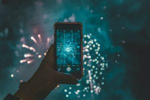 how to take pictures of fireworks with phone